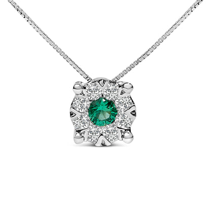 Collar con colgante de 4 mm en oro blanco de 14K con esmeralda verde y halo de diamantes de 1/3 Cttw en composición, 18" (color F-G, claridad VS2-SI1)