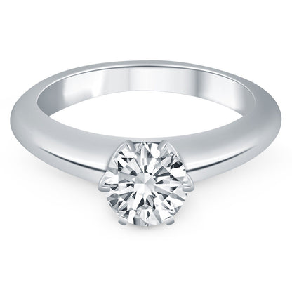 Anillo de compromiso de oro blanco de 14 quilates con solitario tipo catedral