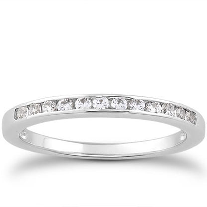 Anillo de boda de oro blanco de 14k con diamantes engastados en canal, 1/3 alrededor