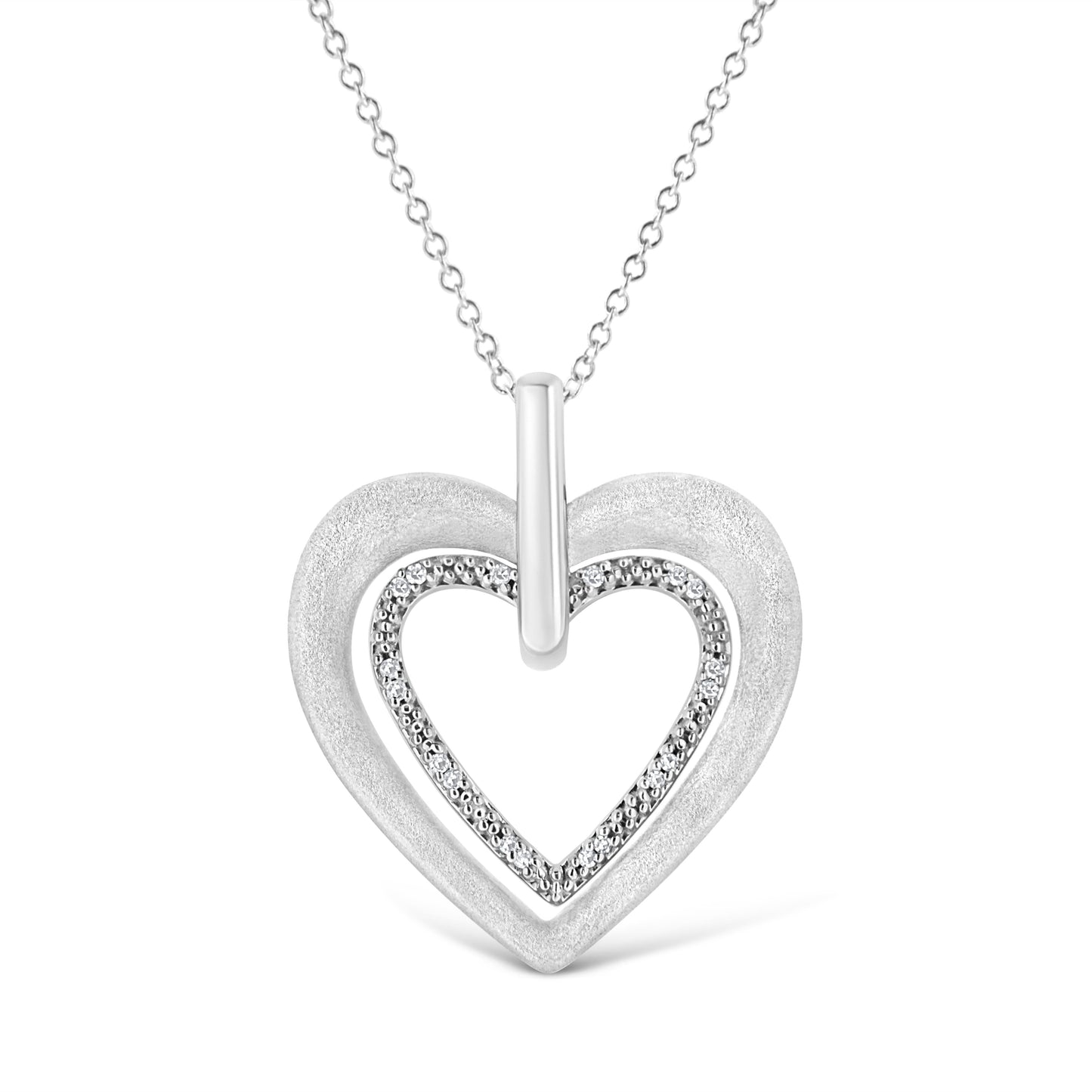 Collar con colgante de doble corazón de plata de ley .925 con acento de diamante engarzado con garras, 45,72 cm (color I-J, claridad I1-I2)
