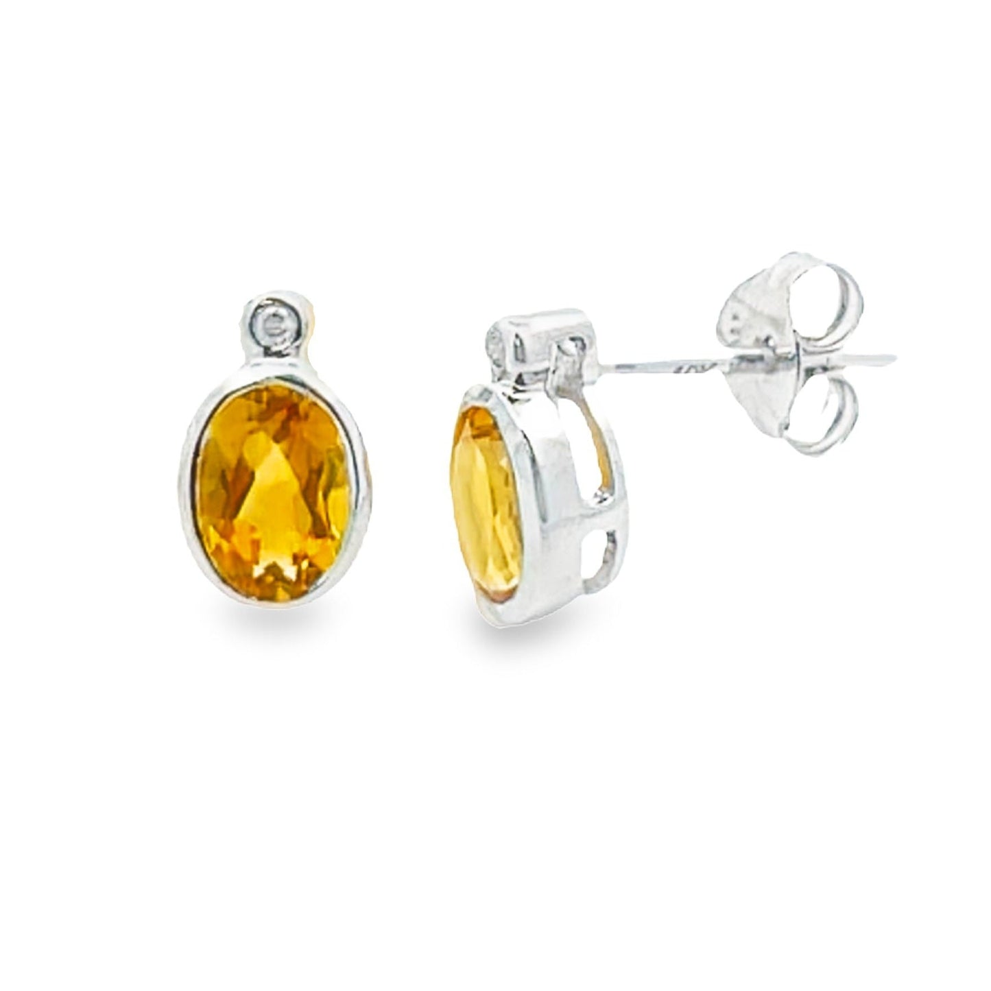 Pendientes de botón con citrino de 0,79 ct y diamantes en oro blanco de 10 kt
