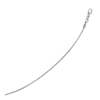 Collar de oro blanco de 14k con cadena Omega redonda