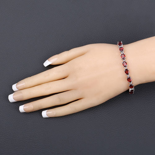 Pulsera de plata de ley .925 con granate genuino de 15.30 quilates
