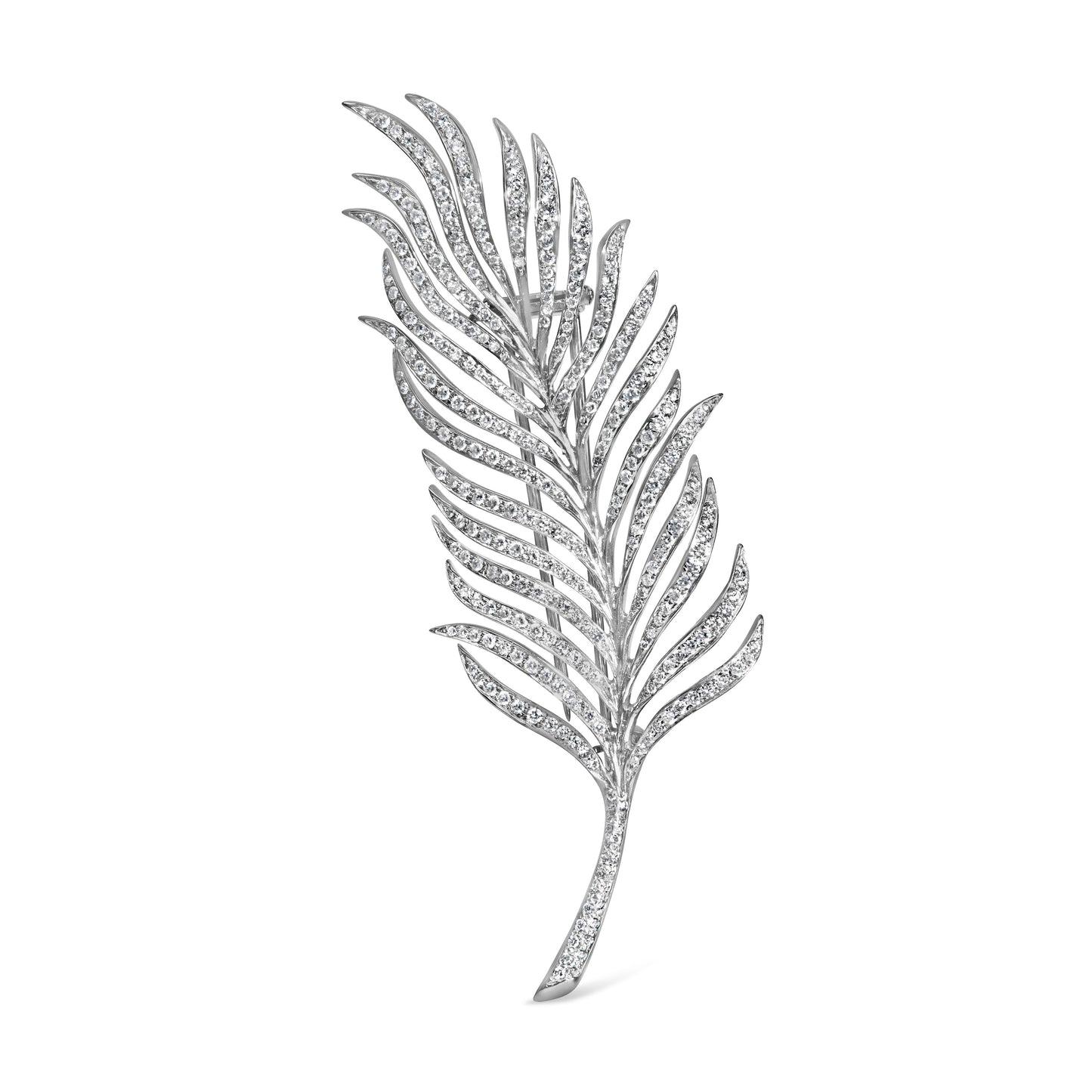 Broche de plumas con diamantes de 2 7/8 Cttw en oro blanco de 18K (color G-H, claridad VS1-VS2)