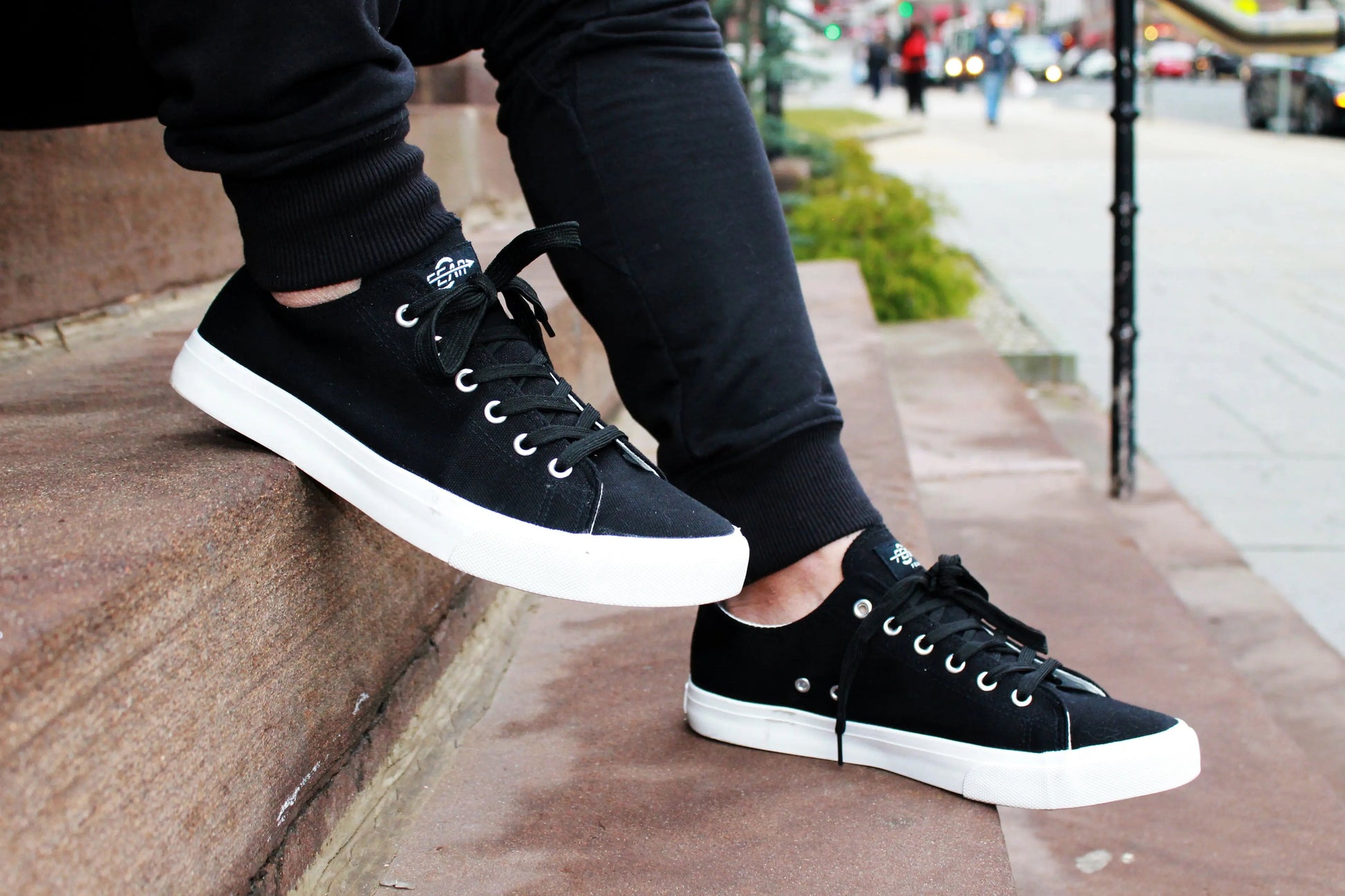 Retro Black/White Canvas Sneakers Unisex Size - Cushioned Insole - My Men's Shop