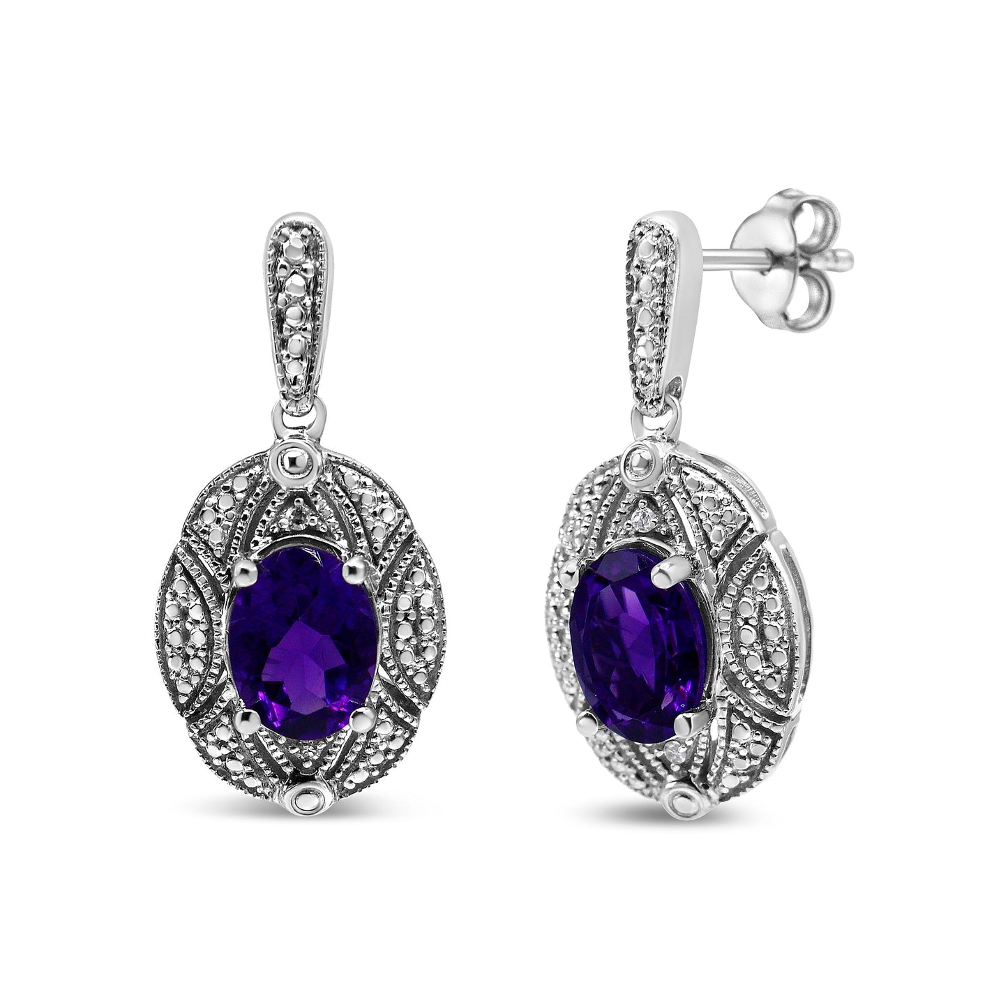 Pendientes de botón de plata de ley .925 con acento de diamante y amatista ovalada púrpura de 8x6mm (color I-J, claridad I1-I2)