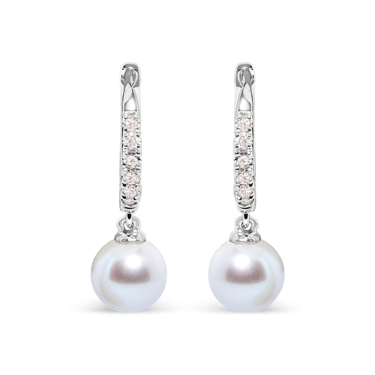 Pendientes de aro colgantes de oro blanco de 10K con perlas cultivadas de agua dulce de 6x6 MM y acento de diamante (Color H-I, Claridad I1-I2)