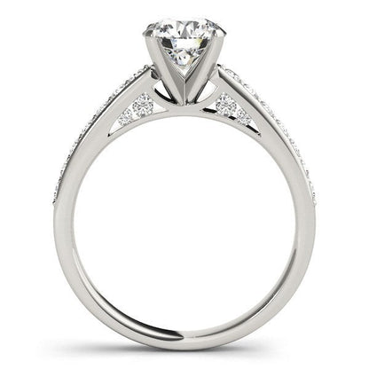 Anillo de compromiso de oro blanco de 14 quilates con diamantes engastados en garra en una sola hilera (1 3/8 quilates en total)