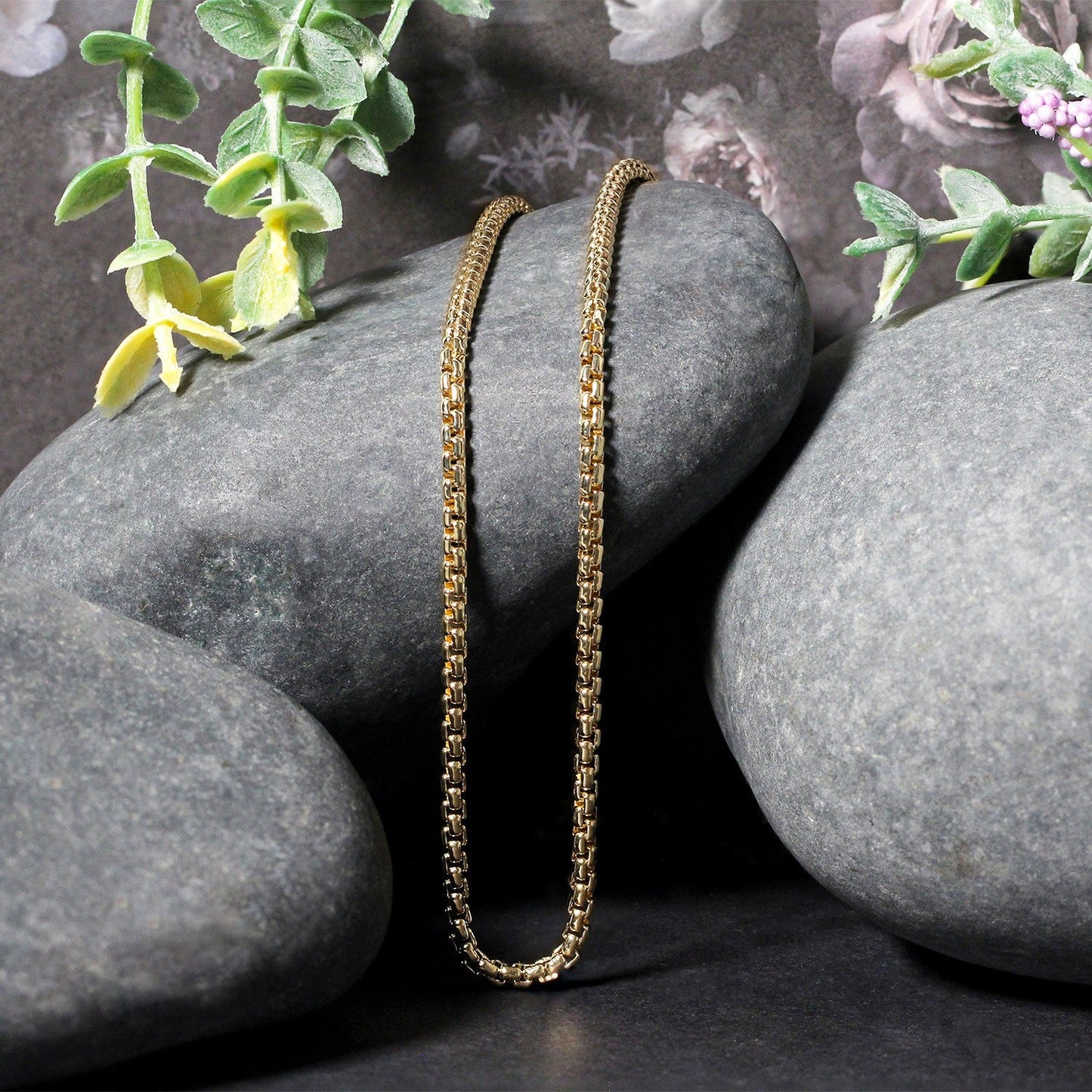 Cadena redonda sólida de oro amarillo de 14k de 2.5 mm