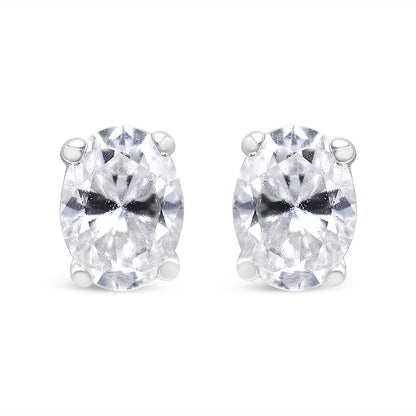 Pendientes de botón solitario ovalados de 1,00 Cttw de diamante cultivado en laboratorio de oro blanco de 14K (color F-G, claridad VS2-SI1)