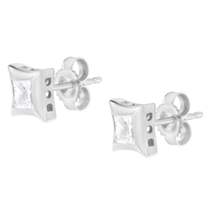 Pendientes de tuerca de oro blanco de 10K con diamantes de talla princesa de 1/2 quilate engarzados invisibles (color H-I, claridad SI2-I1)
