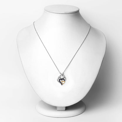 Colgante de plata de ley .925 con zafiro azul auténtico de 0,28 quilates