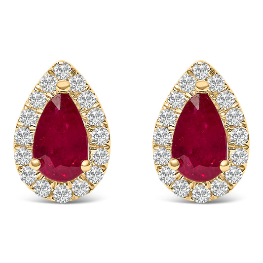 Pendientes de oro amarillo de 10K con halo de rubí talla pera de 5x3 mm y diamantes de 1/7 quilates (color I-J, claridad I1-I2)