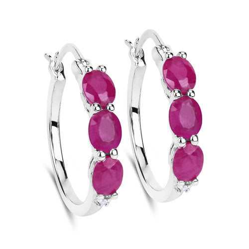 Pendientes de plata de ley .925 con auténtico rubí de 1.81 quilates y diamantes blancos