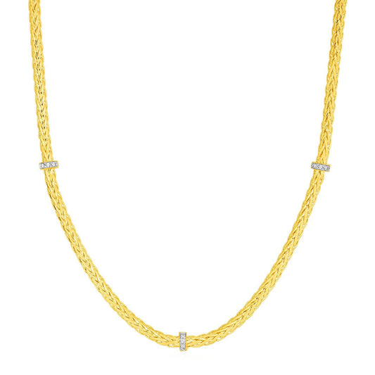 Collar de cuerda trenzada con detalles de diamantes en oro amarillo de 14k