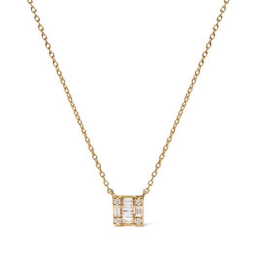 Collar con colgante cuadrado de oro amarillo de 10K y 1/10 Cttw de diamantes redondos y baguette de talla compuesta en mosaico de 18 pulgadas (color H-I, claridad I1-I2)