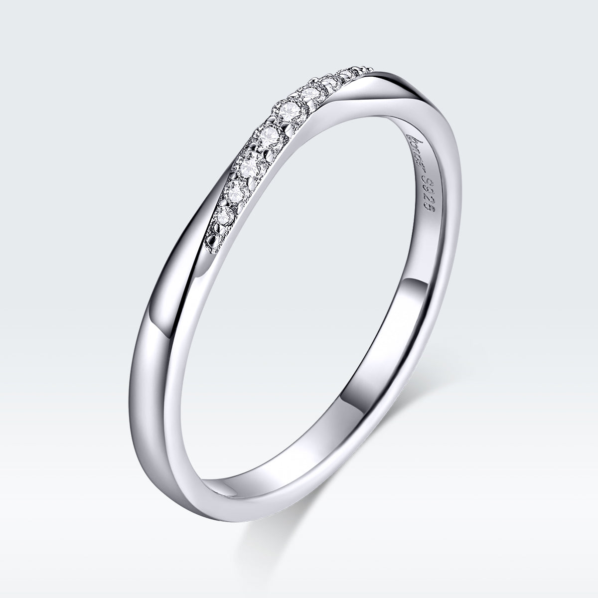 Anillo de Plata Fina 925 con Circonitas Engastadas y Baño de Platino Talla 6 para Mujer