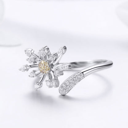 Anillo de plata de ley 925 con baño de platino y circonitas engastadas en pavé
