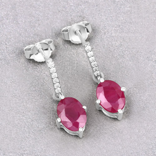 Pendientes de oro blanco de 10K con rubí auténtico de 1.75 quilates y diamantes blancos