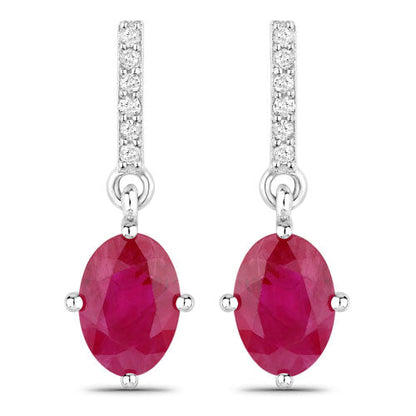 Pendientes de oro blanco de 14 quilates con rubí genuino de 1,75 quilates y diamantes blancos