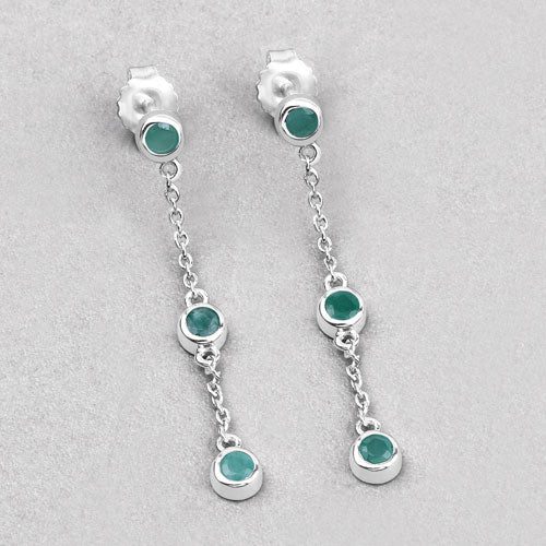 Aretes de plata de ley .925 con esmeralda genuina de 0.60 quilates