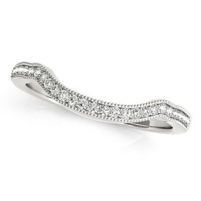 Alianza de boda de oro blanco de 14 quilates con diamantes engastados estilo curvado (1/6 quilates en total)