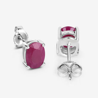 Aretes de oro blanco de 10K con rubí genuino de 1.70 quilates