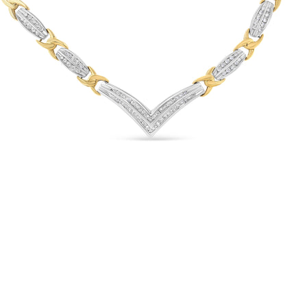 Collar llamativo en forma de "V" de oro amarillo y blanco de 10K con diamantes redondos y de talla princesa de 1.0 Cttw (color I-J, claridad I1-I2)
