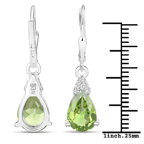 Aretes de plata de ley .925 con peridoto auténtico de 2.80 quilates y circonita blanca