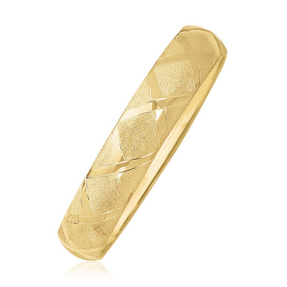 Pulsera de oro amarillo de 10k con diseño de diamante de doble textura