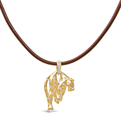Collar con colgante de gato y fianza de diamante de 1.00 Cttw de 18K con acabado mate (color F-G, claridad VS2-SI1)