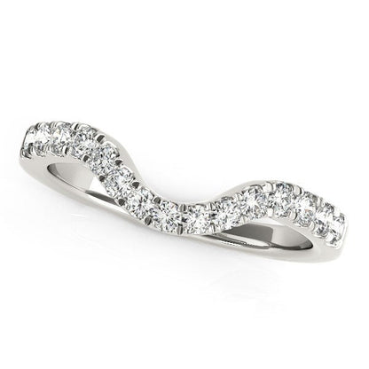 Anillo de boda de oro blanco de 14k estilo curvo con diamantes (1/3 quilates en total)