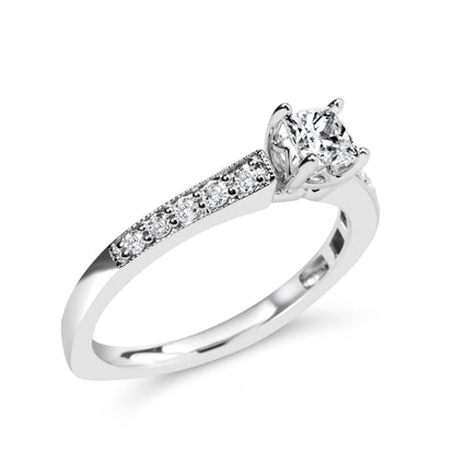 Anillo de compromiso de oro blanco de 14 quilates con diamantes de talla princesa de 1/2 quilate en total (color G-H, claridad VS2-SI1) - Talla 7