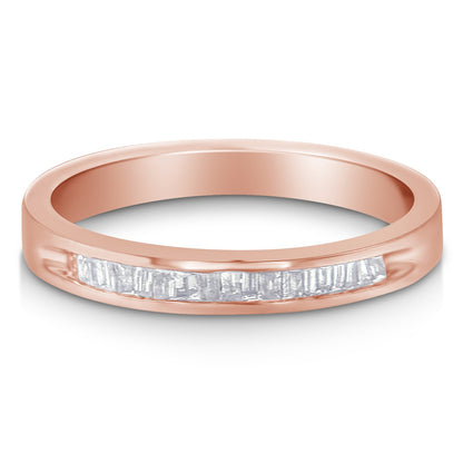 Anillo de banda apilable con diamantes engastados en canal de oro rosa de 10K sobre plata de ley .925 de 1/5 Cttw (color H-I, claridad I1-I2) - Talla 6 3/4