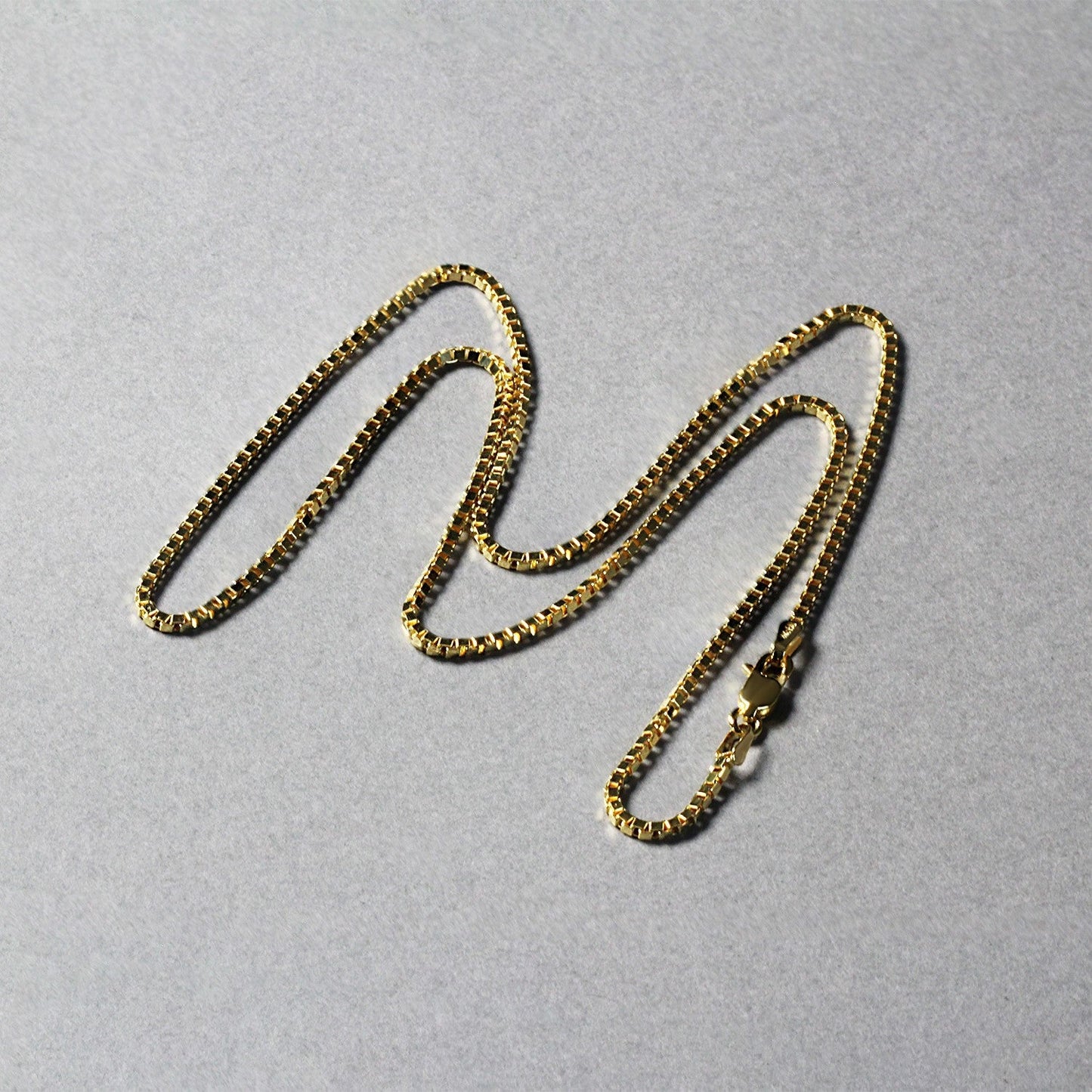 Cadena clásica de oro amarillo de 14k de 1,4 mm