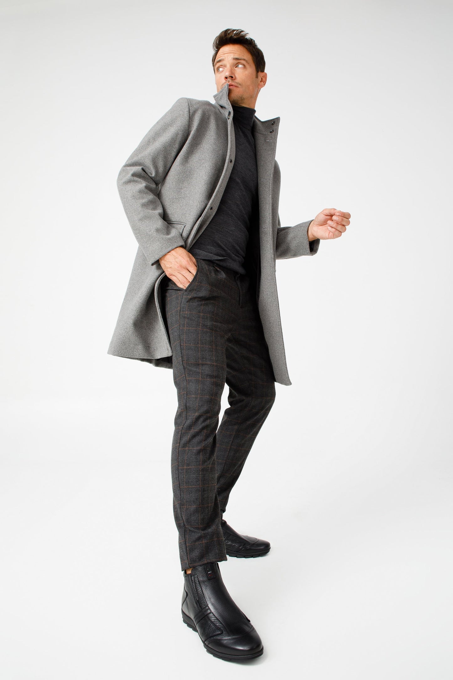The Montreal Black Leather Casual Zip-Up Ankle Men Boot