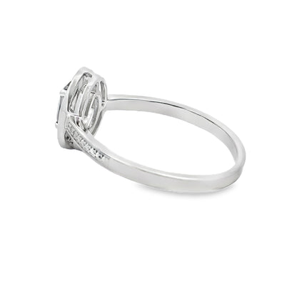 Anillo de topacio místico fuego y diamante de 0,61 ct en oro blanco de 10 kt