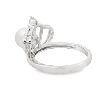 Anillo de Plata de Ley con Circonita Cúbica y Perla de Agua Dulce