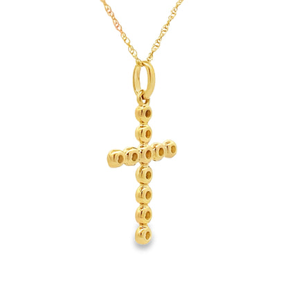 Colgante Religioso de Cruz con Diamante de .09ct en Oro Amarillo de 14KT