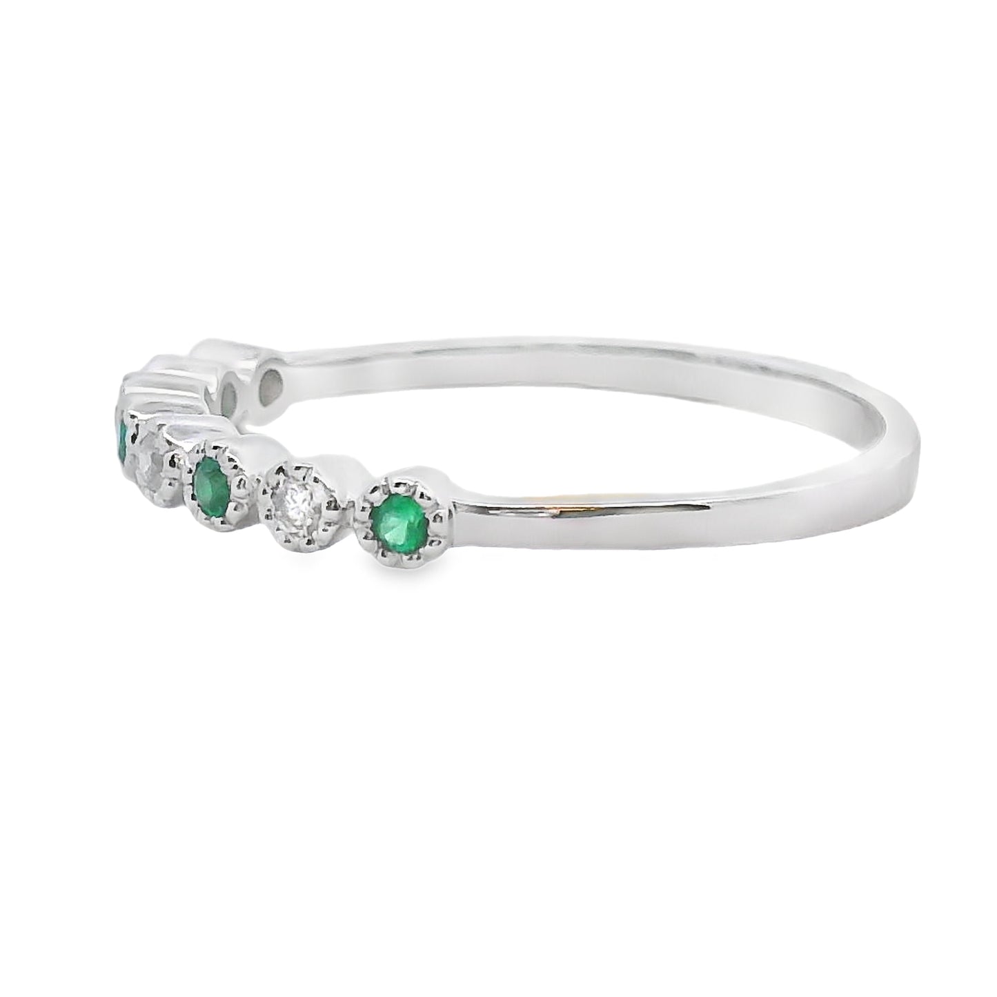 Juego de anillos apilables de oro blanco de 14K con esmeraldas y diamantes