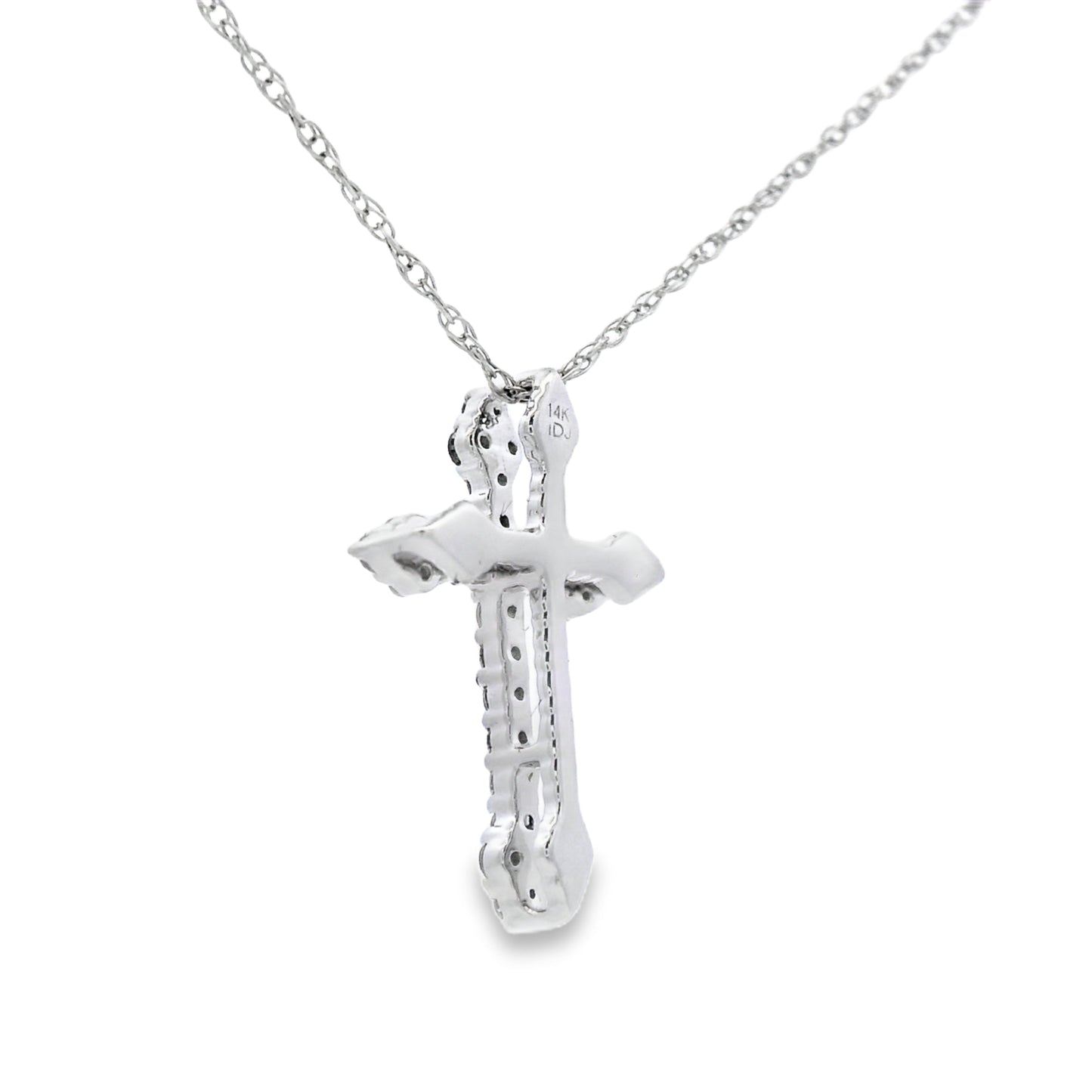 Colgante de cruz religiosa con diamantes de .16 quilates en oro blanco de 14 quilates