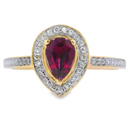 Anillo de Oro Amarillo de 10KT con Granate y Diamantes de .56ct