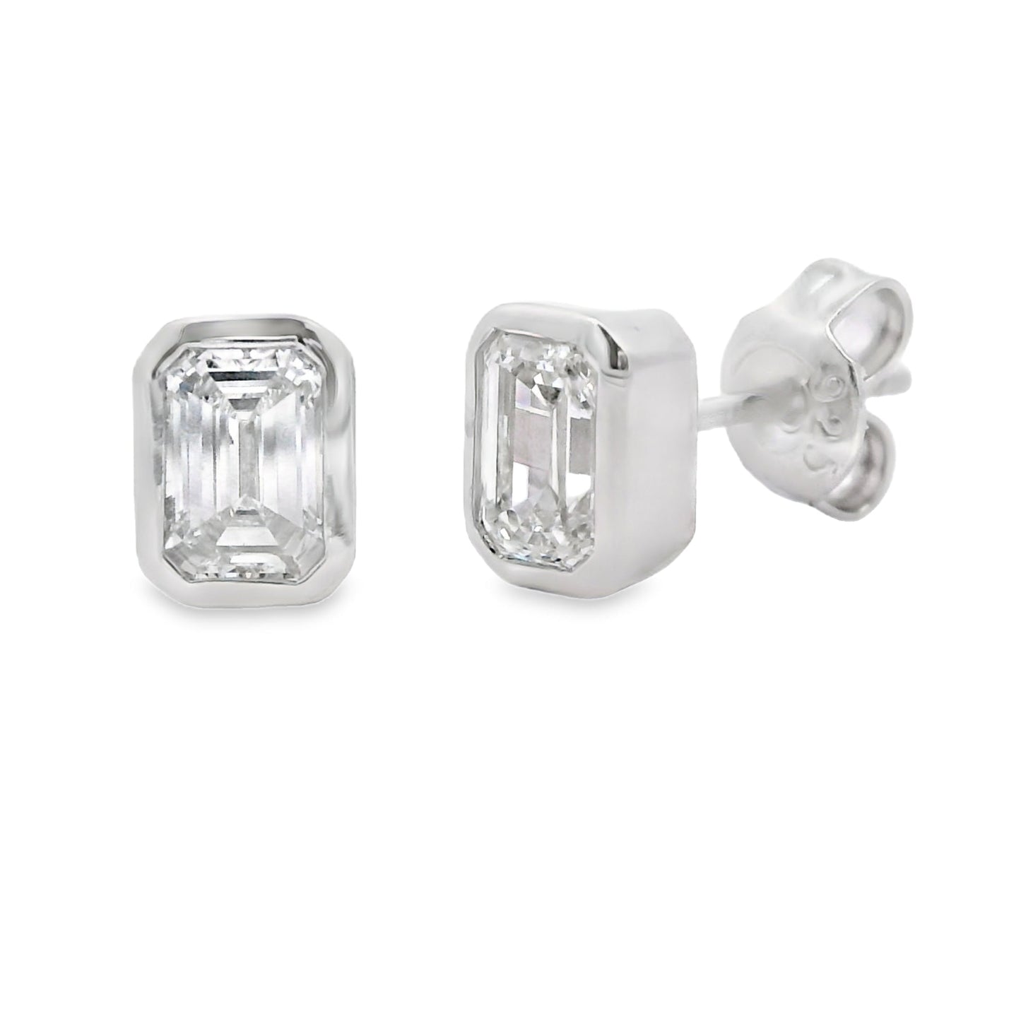 Pendientes de diamante cultivado en laboratorio de 1.00 ct de plata de ley