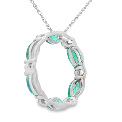 Colgante Círculo de Amor Diamante Esmeralda Oro Blanco de 10QT