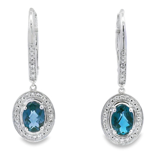 Pendientes colgantes de topacio azul Londres de 0,89 ct en oro blanco de 10 qt