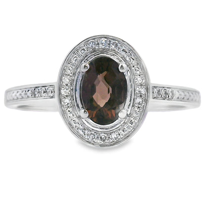 Anillo de cuarzo y diamante de .42 ct en oro blanco de 10 kt