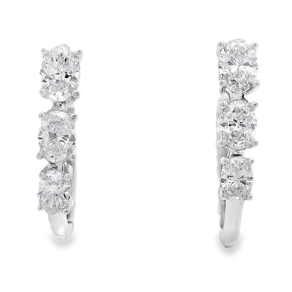 Pendientes de aro de oro blanco de 14kt con diamantes cultivados en laboratorio de 1,50 ct