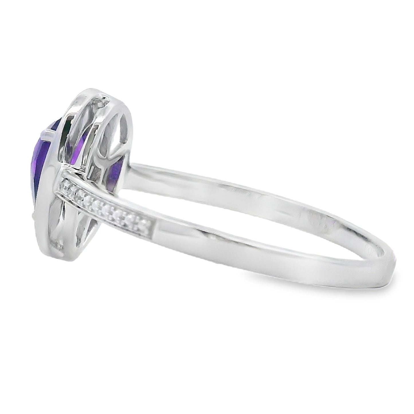 Anillo de .42 ct de amatista y diamante en oro blanco de 10 kt