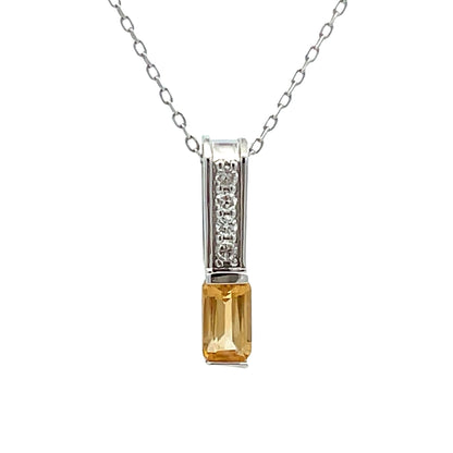 Colgantes de moda de citrino y diamantes de 0,06 ct en oro blanco de 10 kt