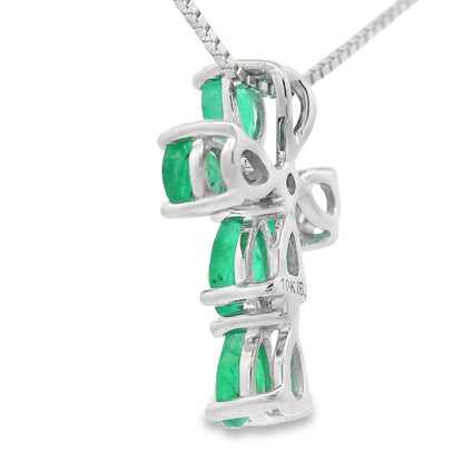 Colgante religioso de cruz con diamante esmeralda en oro blanco de 10 quilates